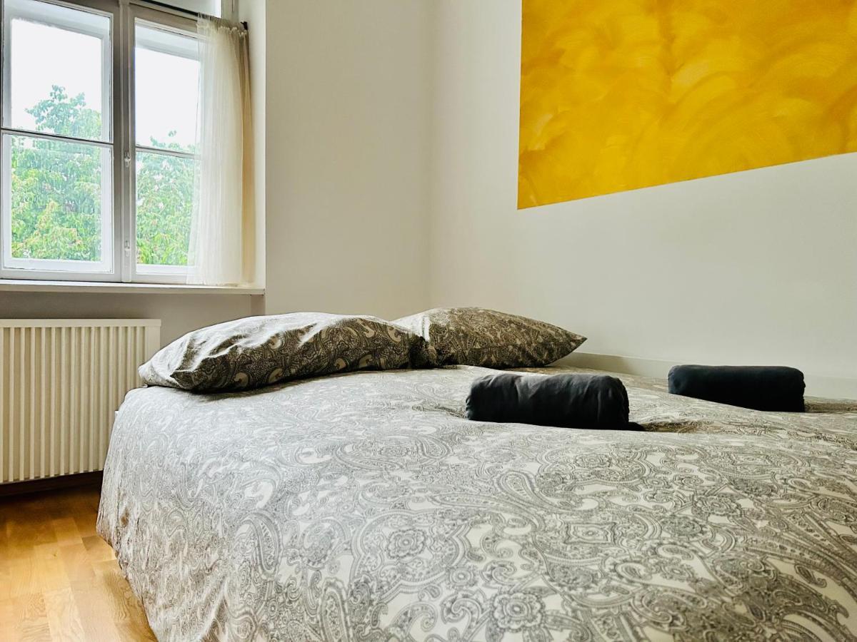 Cosy & Central Apartment Wina Bagian luar foto
